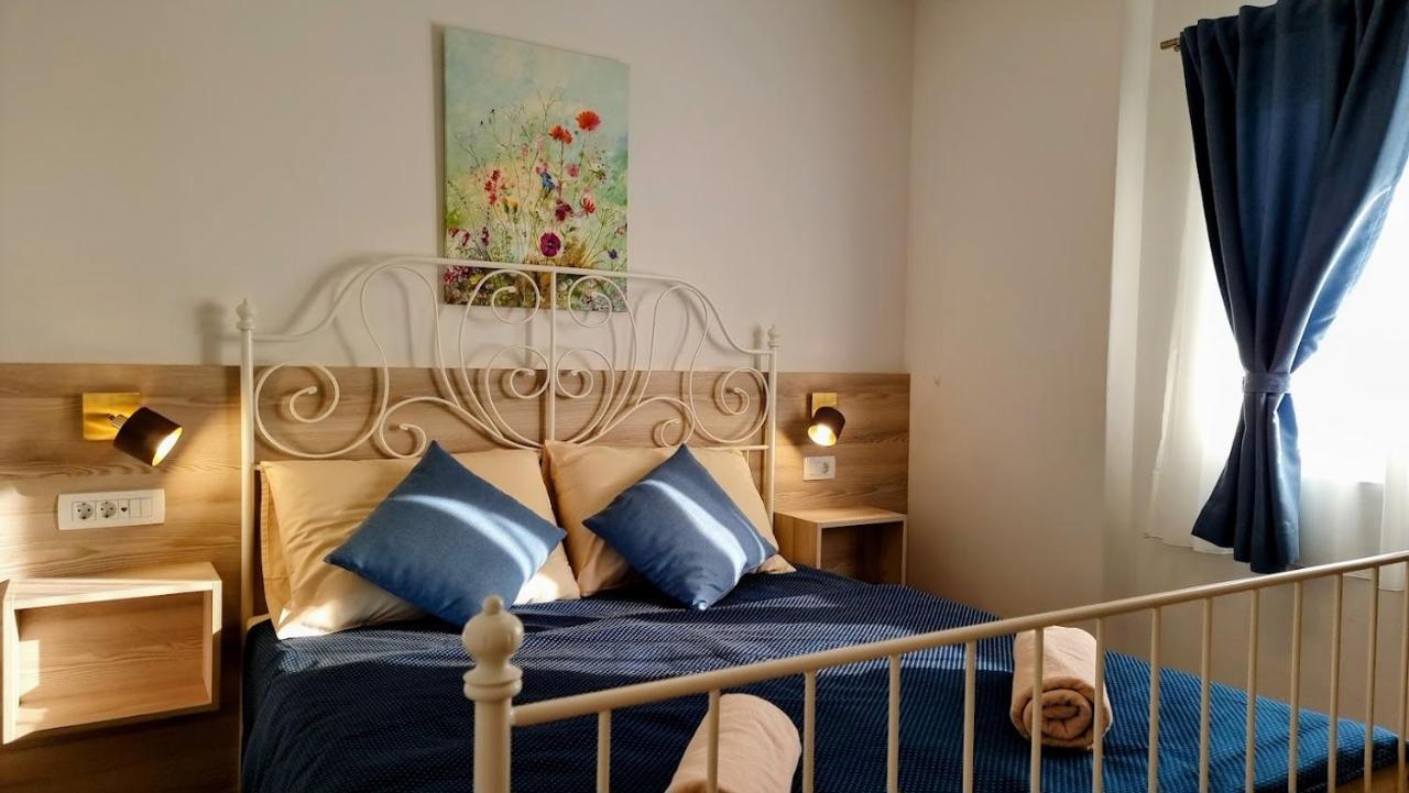 Dorijini Dvori Bed and Breakfast Baška Voda Buitenkant foto