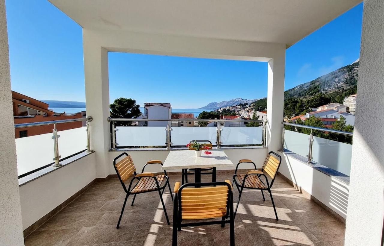 Dorijini Dvori Bed and Breakfast Baška Voda Buitenkant foto