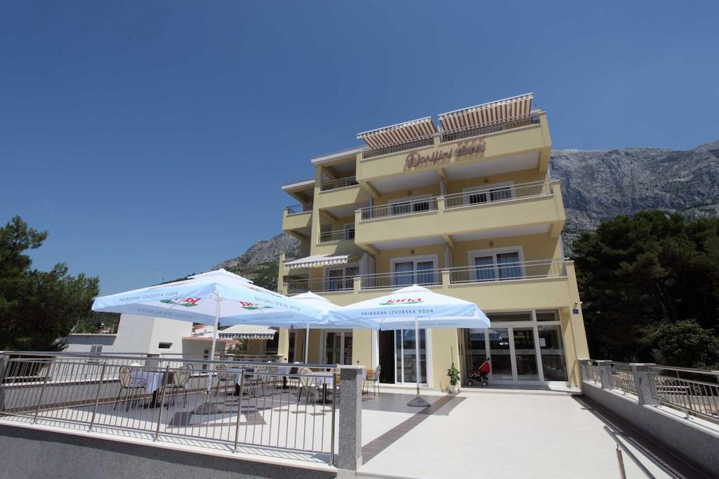 Dorijini Dvori Bed and Breakfast Baška Voda Buitenkant foto