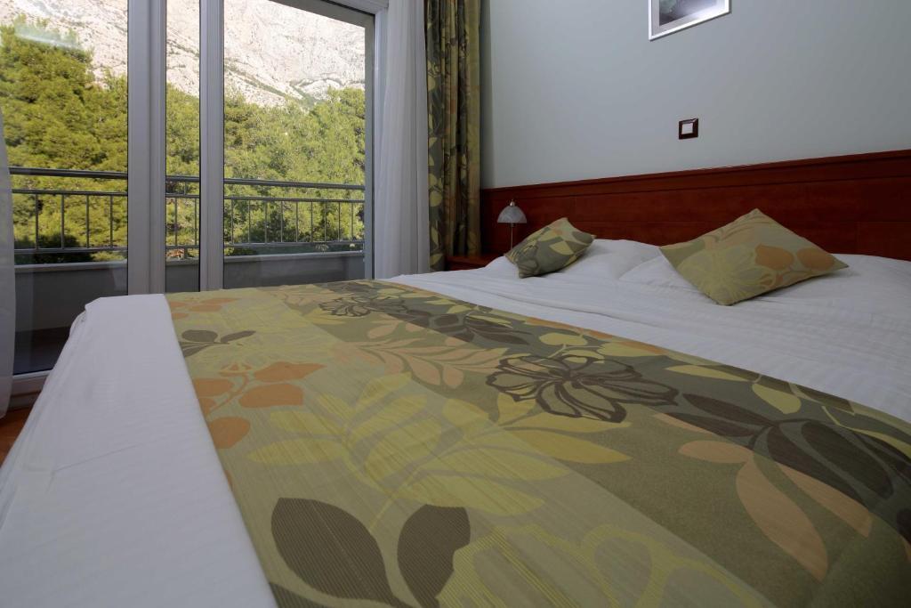 Dorijini Dvori Bed and Breakfast Baška Voda Buitenkant foto
